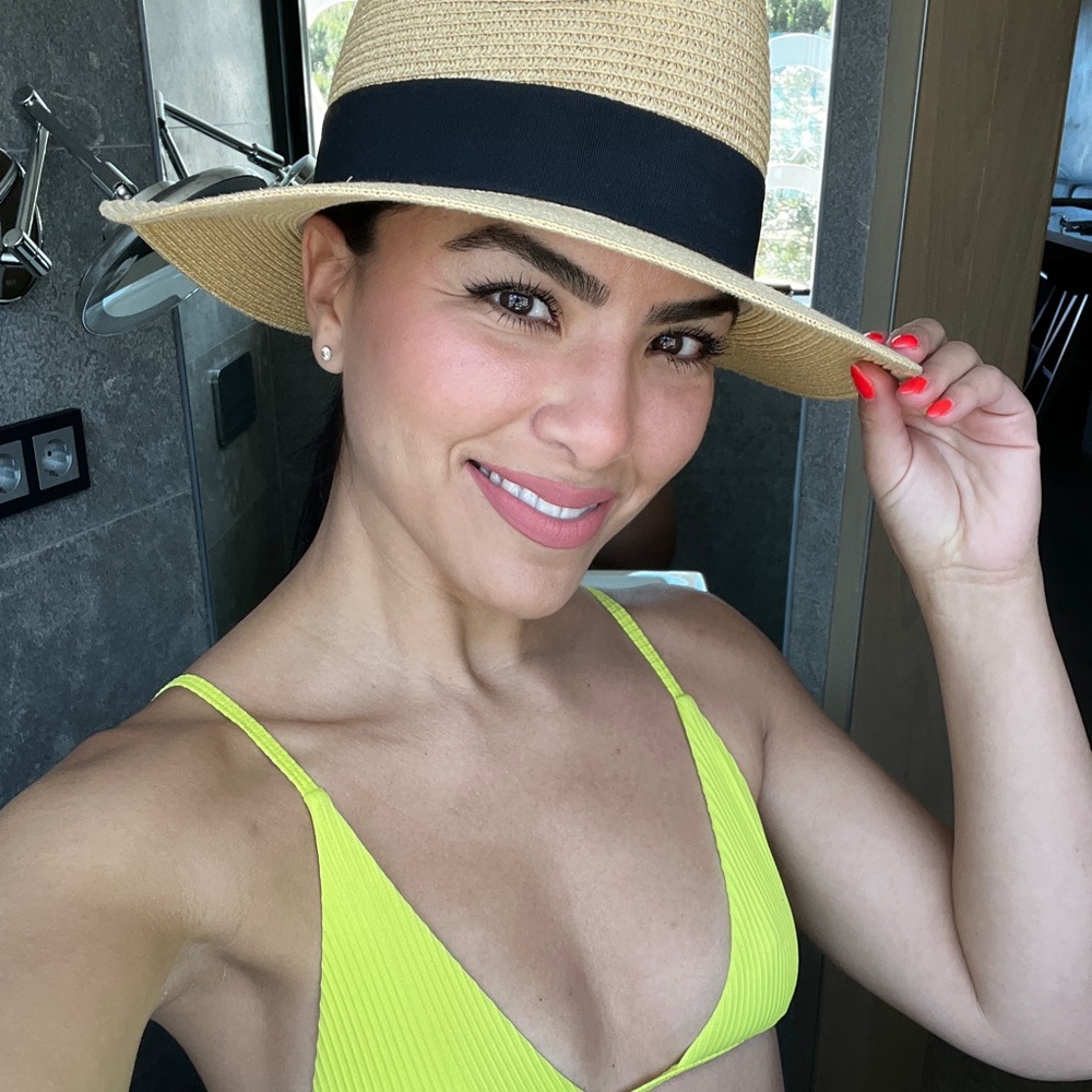 Meet your Posher, Jackie